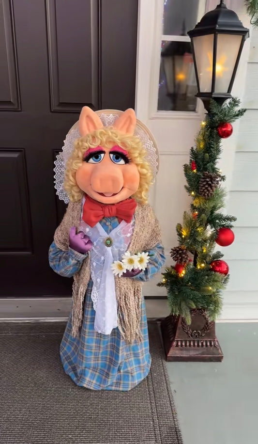 Miss Piggy – Handcrafted Puppet Build